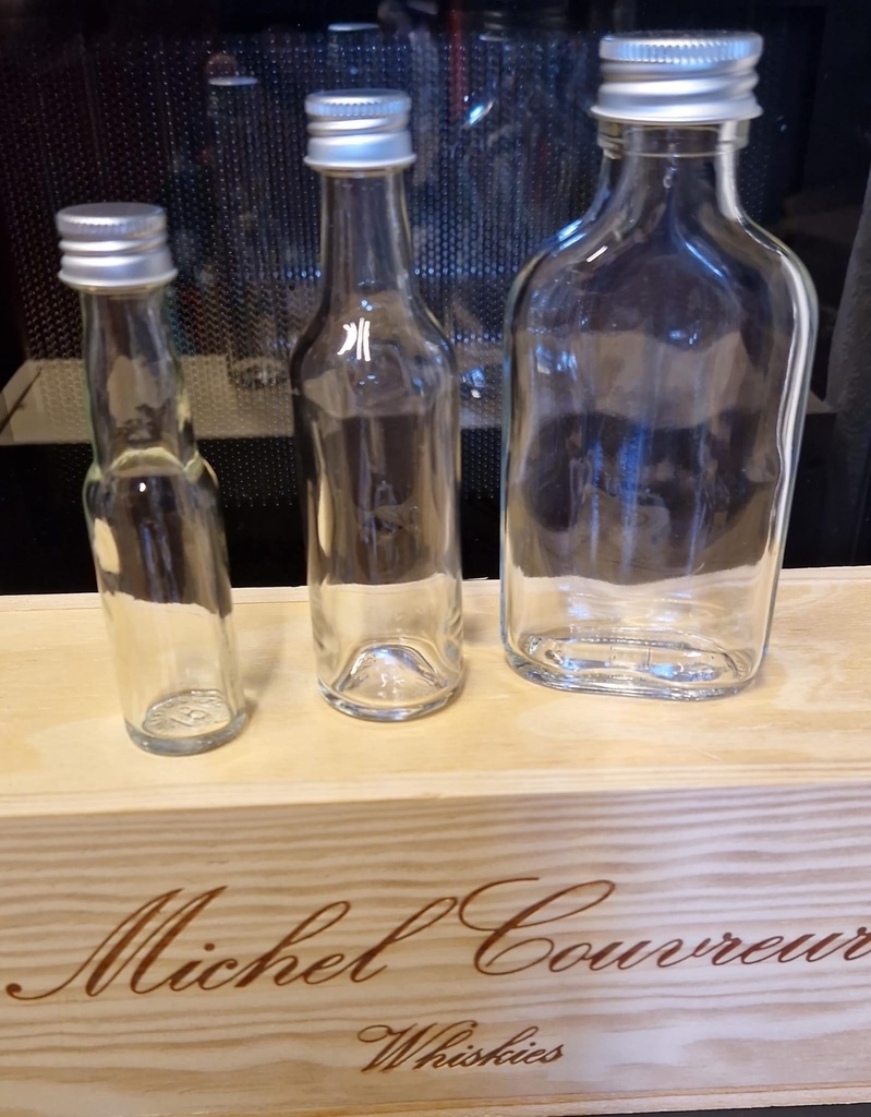 Sample - Michel Couvreur CANDID 49%